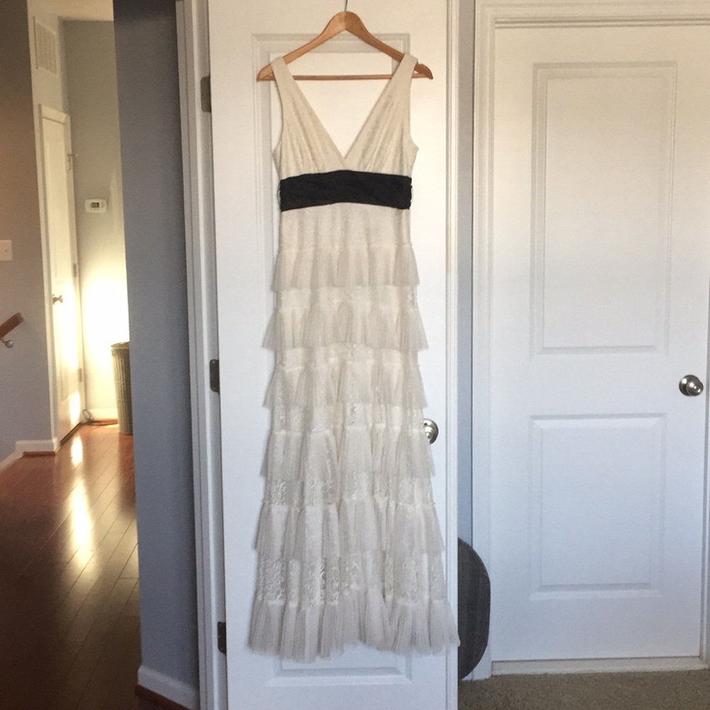 BCBGMAXAZRIA Ivory Lace Gown